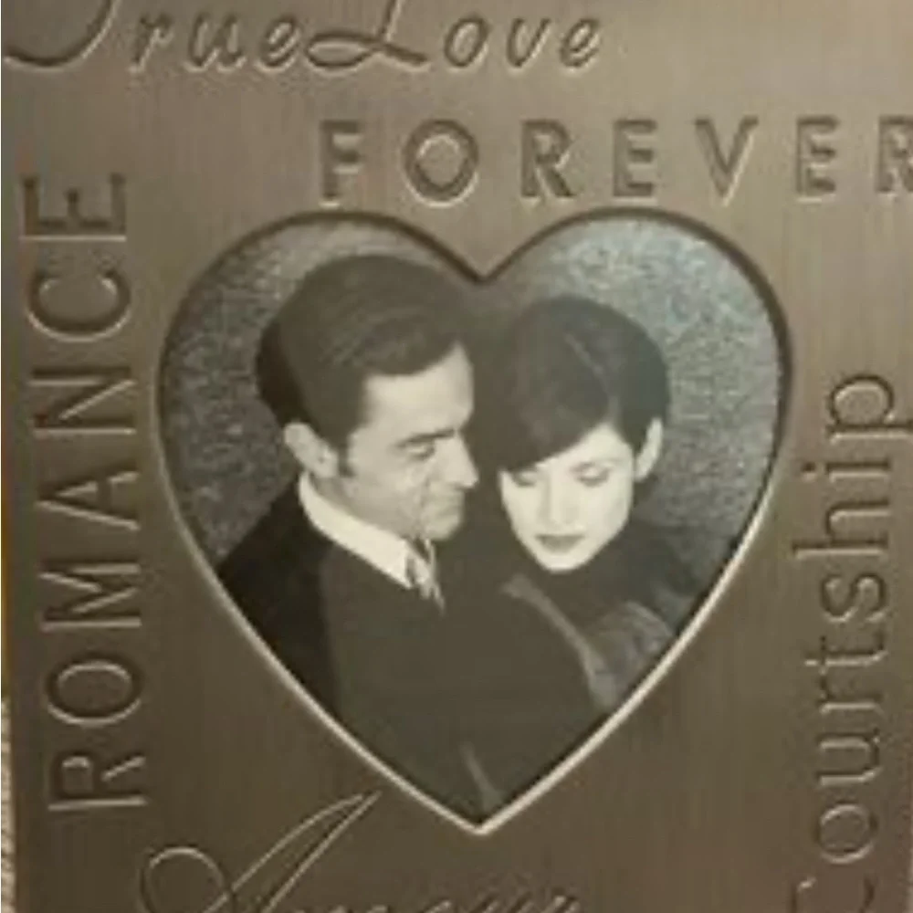 Romantic Heart-Shaped vintage Silver Photo Frame Album